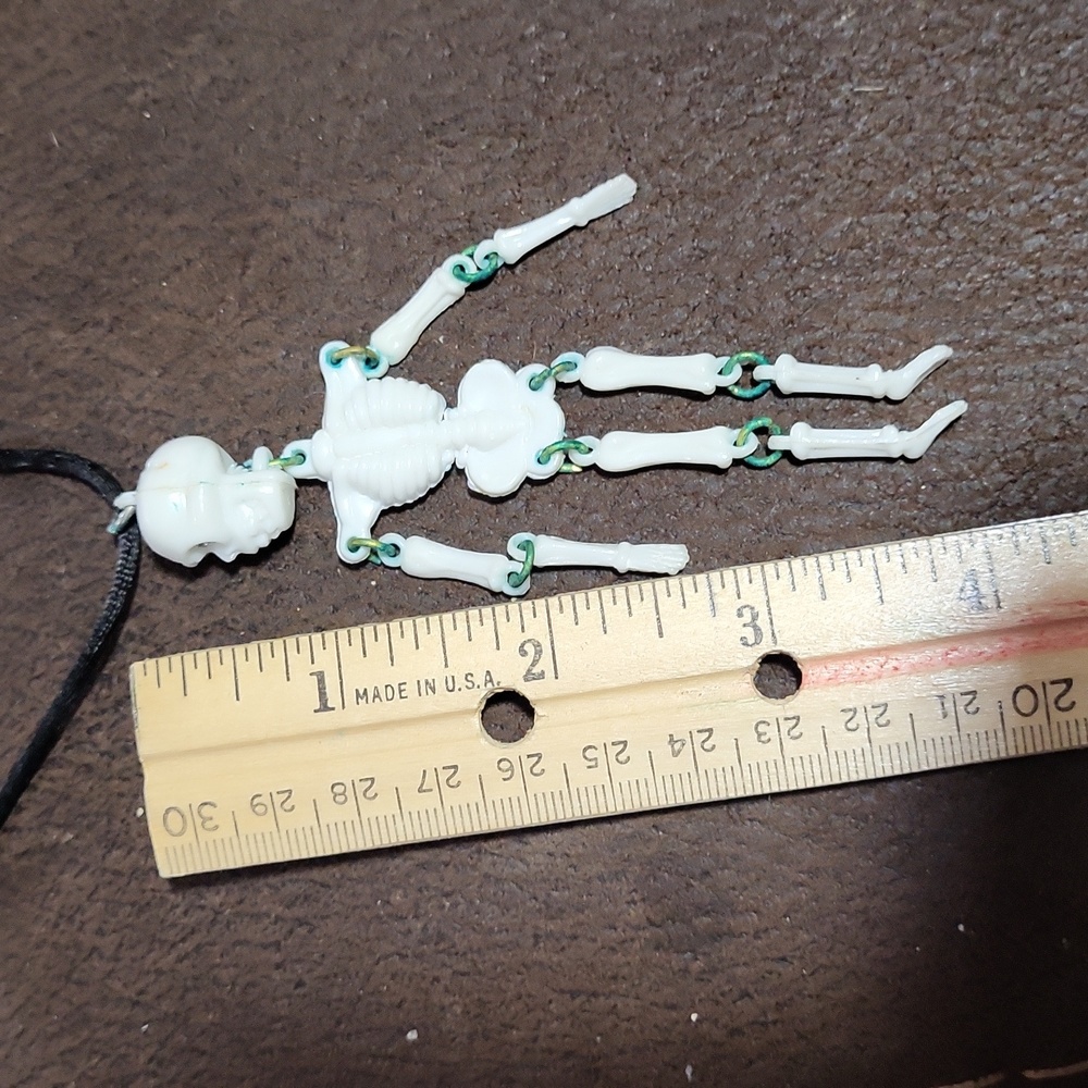 White skeleton necklace
